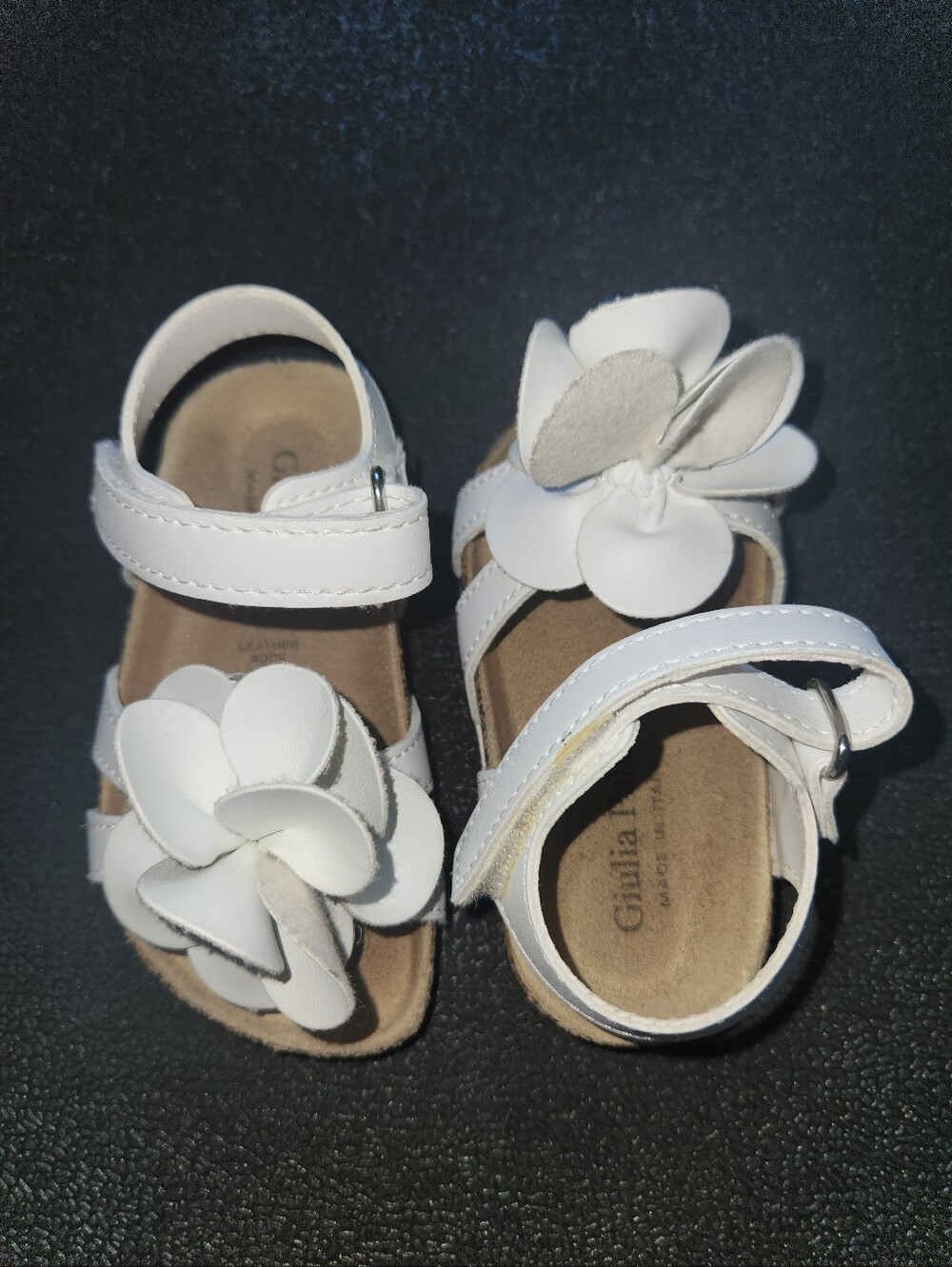 GIULIA PALAI White Flower-Strap Sandals Toddler SIZE 6 EUC